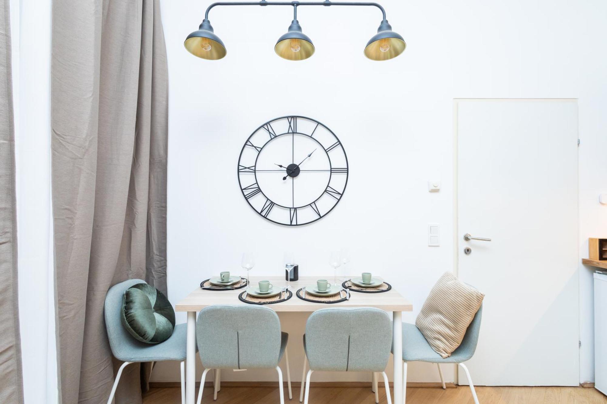 Charming Retreat Walking Distance From Town Centre Lejlighed Wien Eksteriør billede